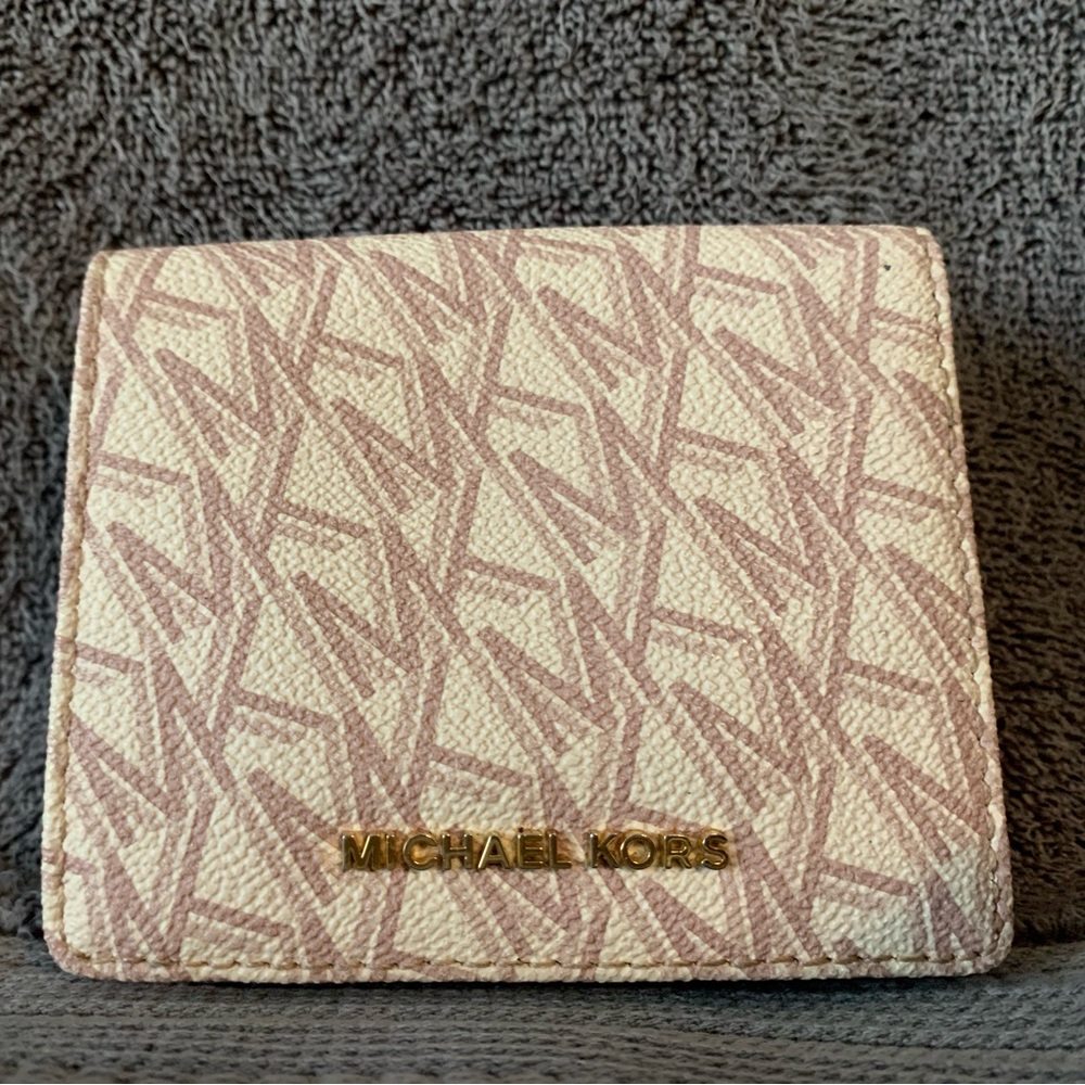 Bifold wallet